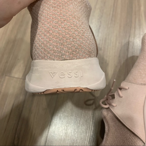 Vessi Men’s Everyday Waterproof Sneaker Shoes in Dusty Rose Pink - Picture 4 of 7